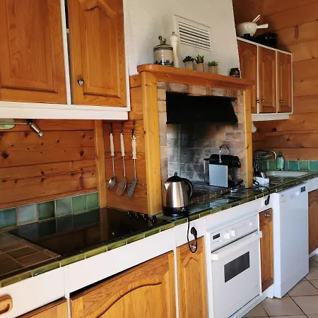 Les Oiseaux Bleus Chalet